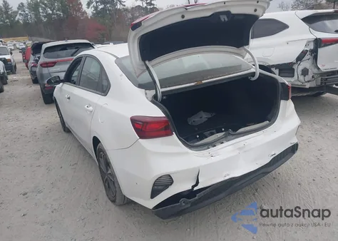 2024 Kia Forte Lxs z USA, uszkodzony, nr VIN 3KPF24AD7RE706903